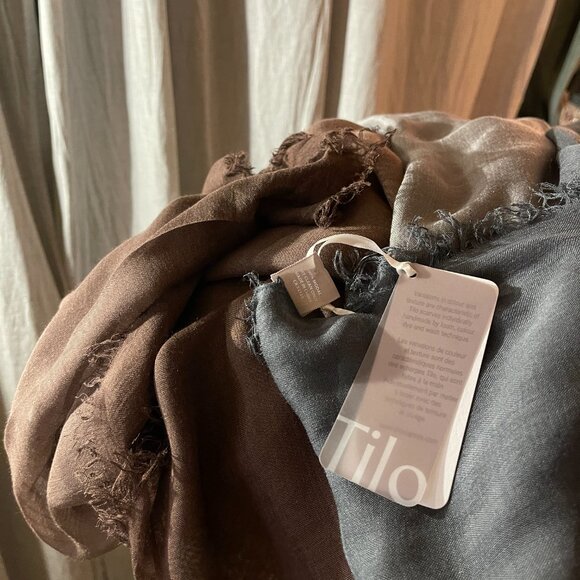 NWT TILO super soft ombre Modal Scarf gray/plum - Picture 5 of 8